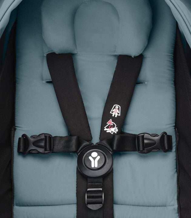 Cochecito Stokke® YOYO³ Negro con pack recién nacido 0+