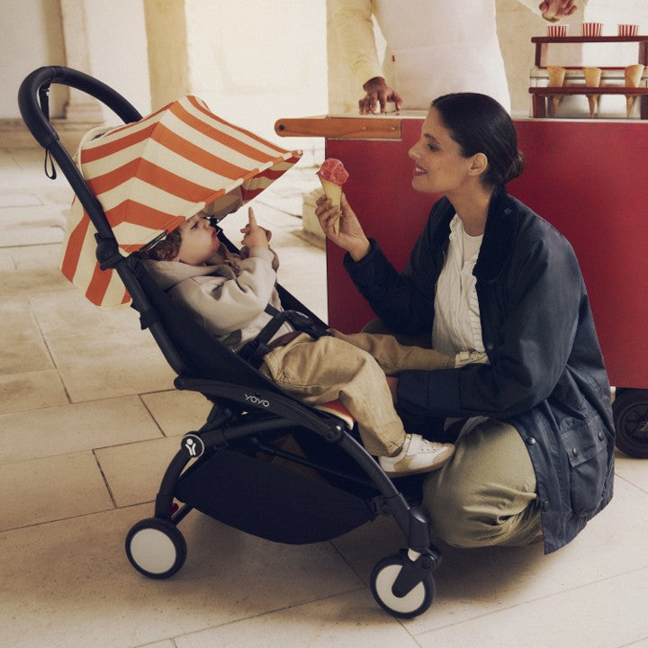 Cochecito Stokke® YOYO® Riviera, Negro con 6+ Capri