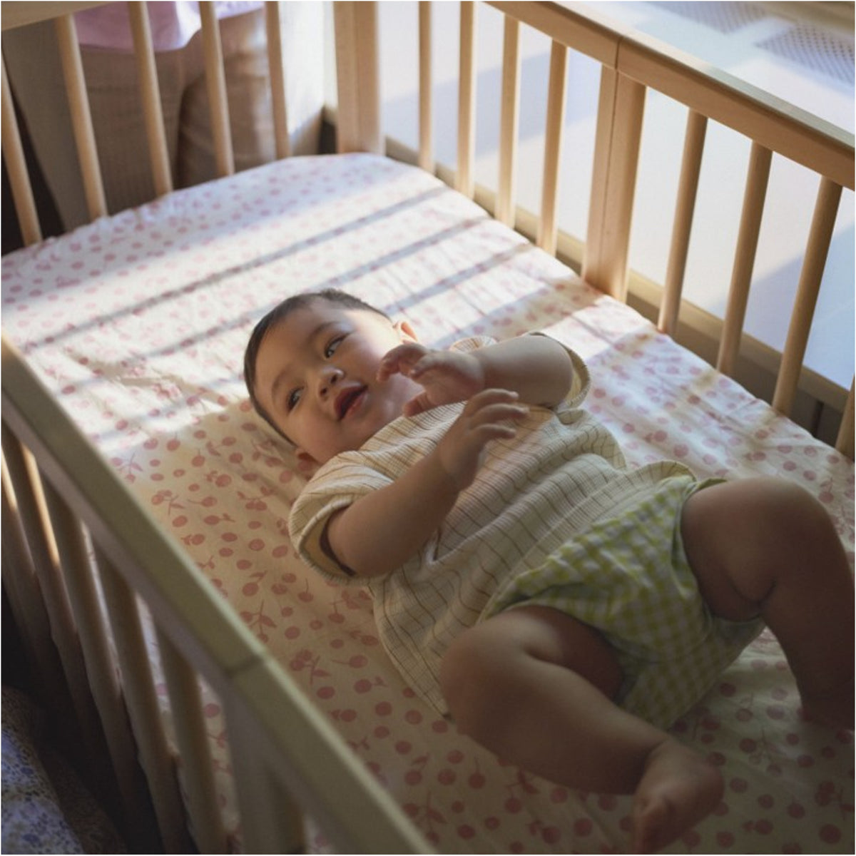 Cuna Nighti™ Mini Natural