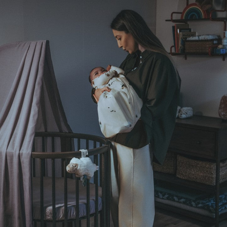 Cuna Stokke® Sleepi™ Mini V3 Warm Brown