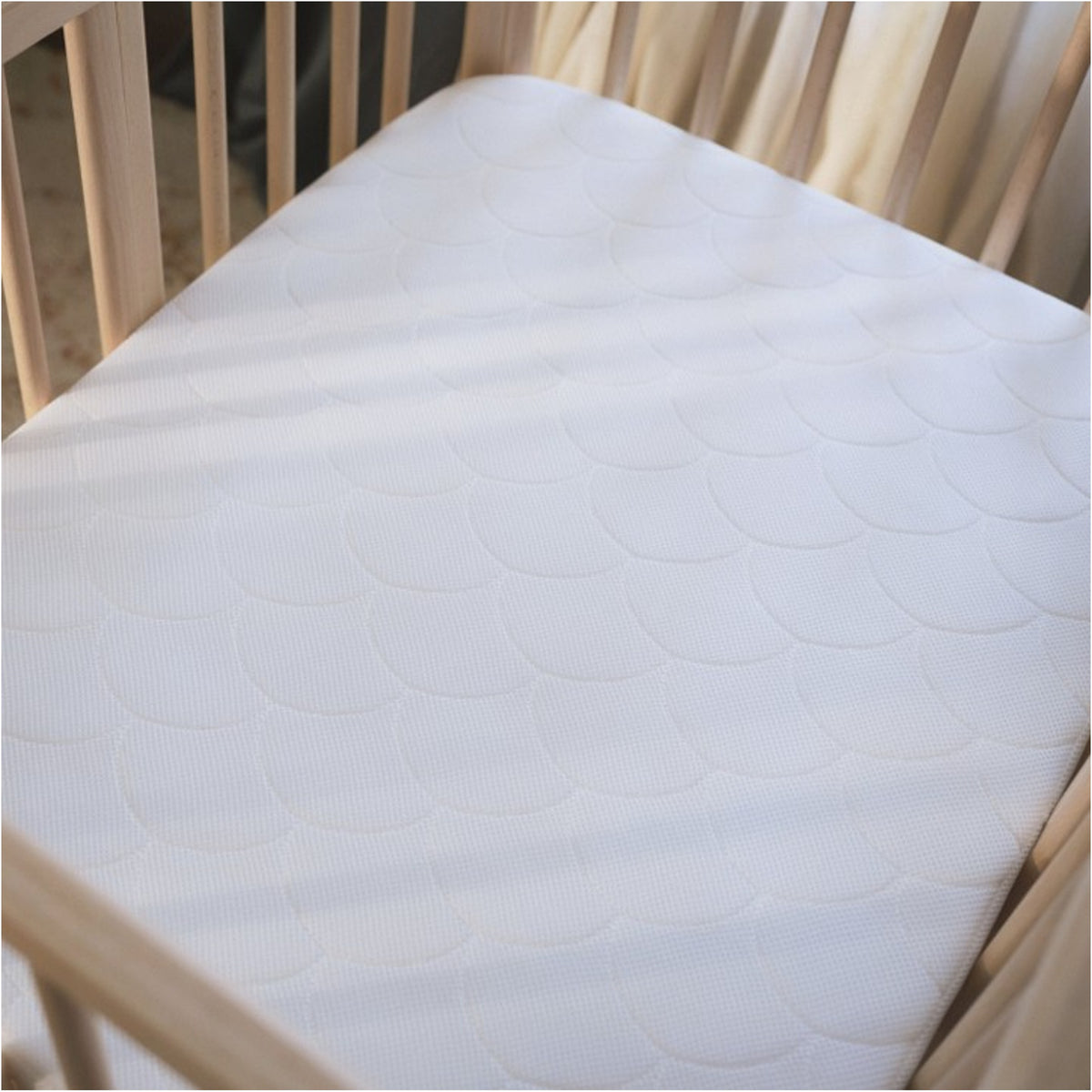 Cuna Nighti™ Mini Natural